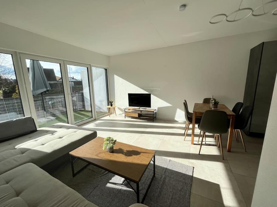 3 Zw 95 M2 Neubau Kostenlos Parkplatz Im Hof 基青根 外观 照片